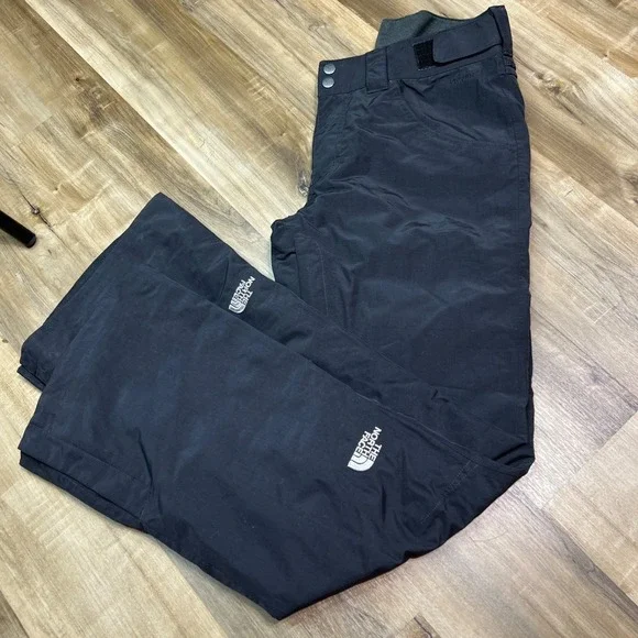 The North Face women's HyVent waterproof insulated snow/ski pants Size Small - Picture 1 of 16